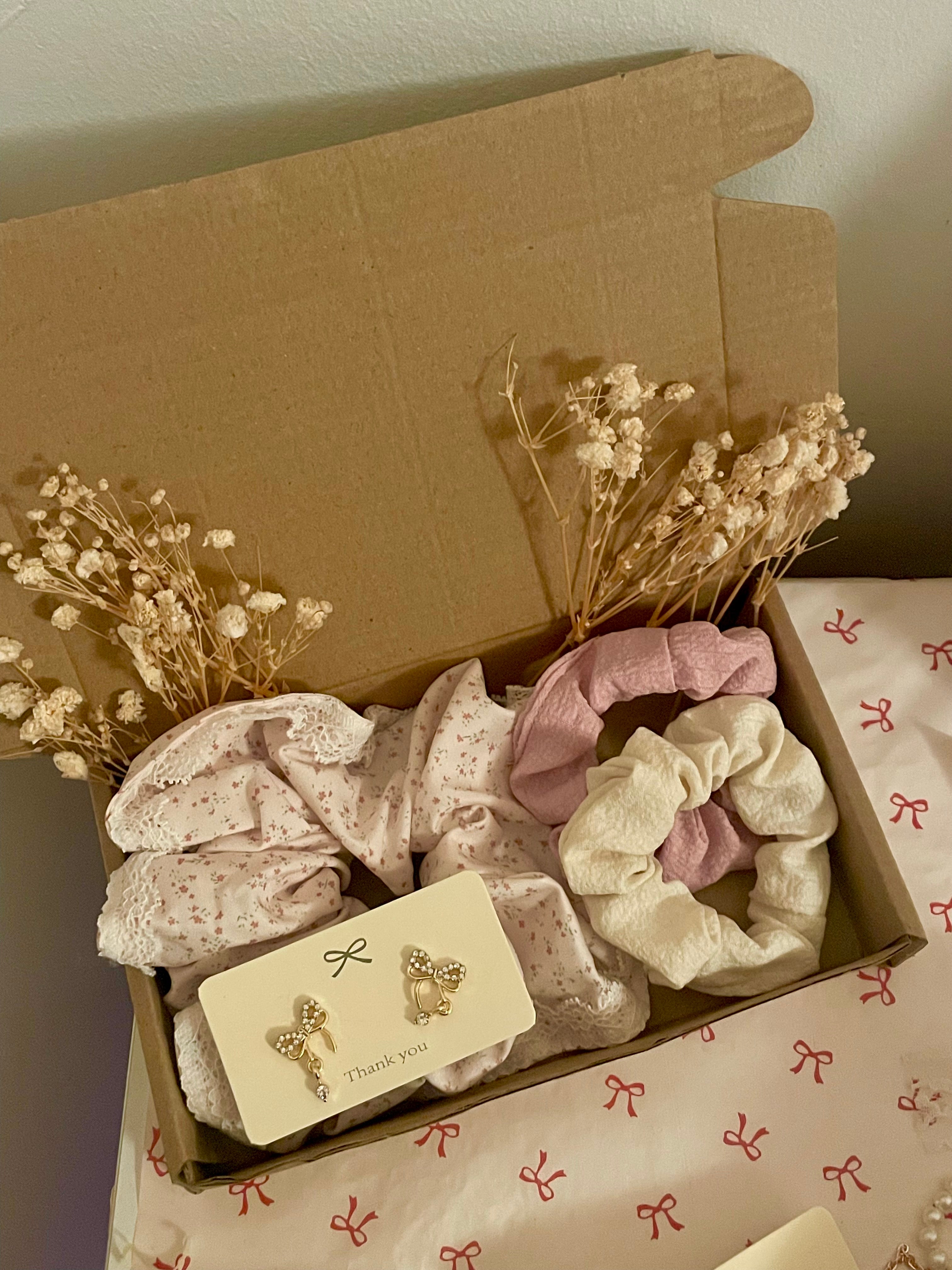 Rosé Coquette Box