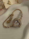 AMOREA – Heart Watch