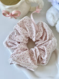 Scrunchie - Lace Blossom